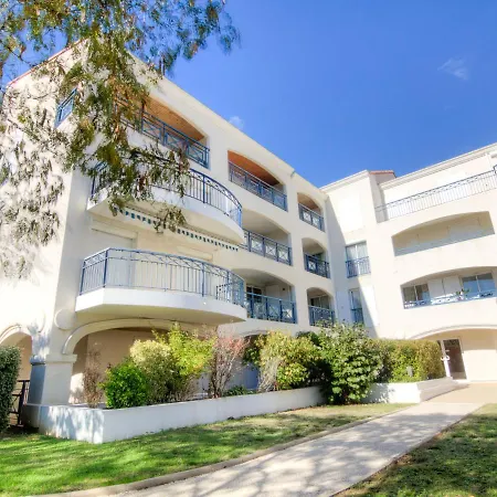 아파트 Parc De Pontaillac-10 By Interhome *