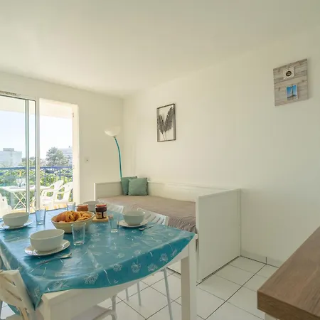 Apartment Parc De Pontaillac-10 By Interhome Apartment